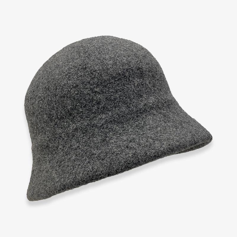 un chapeau  ベルバスクハット
