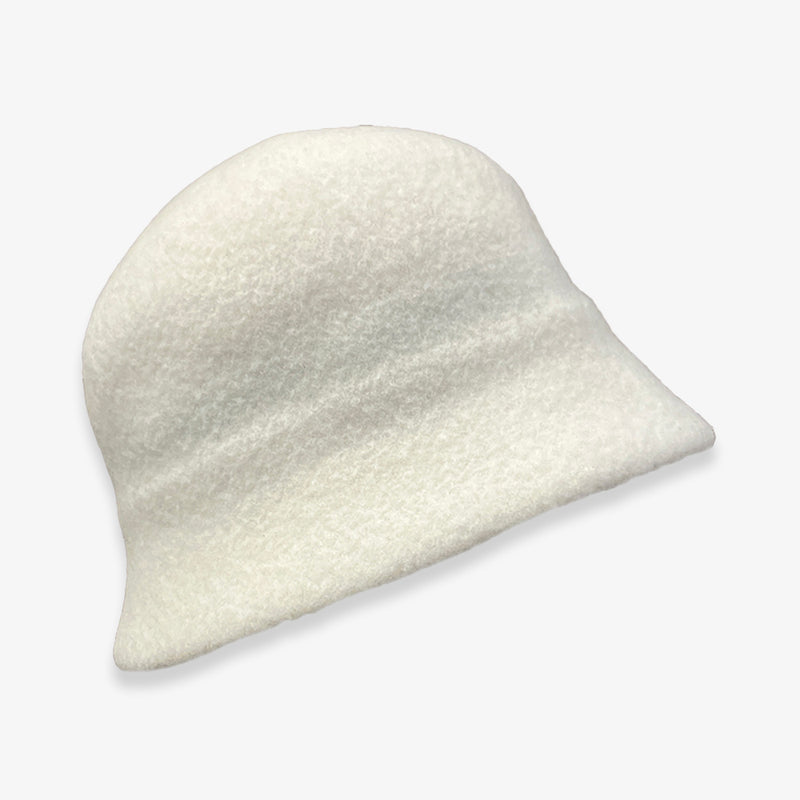 un chapeau  ベルバスクハット