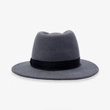 un chapeau 帽体中折れ