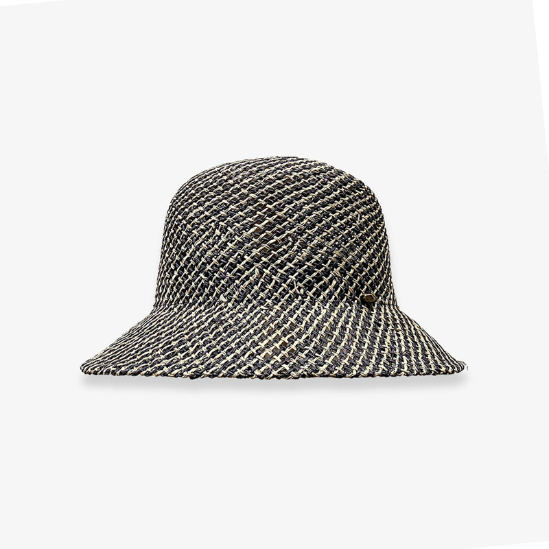 un chapeau 　カンピクロッシェ