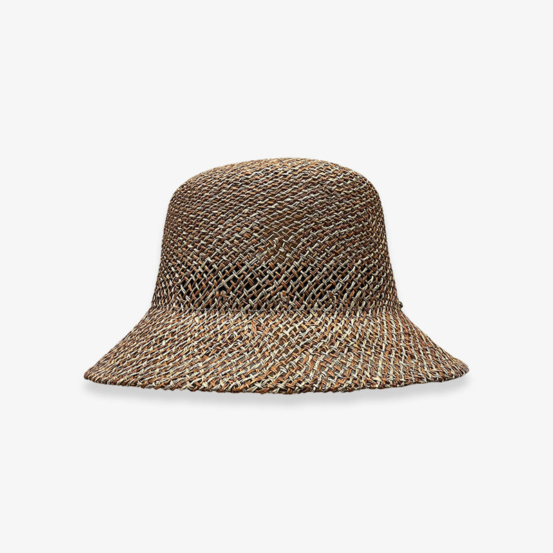 un chapeau 　カンピクロッシェ