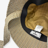 un chapeau ひも付きチェックハット