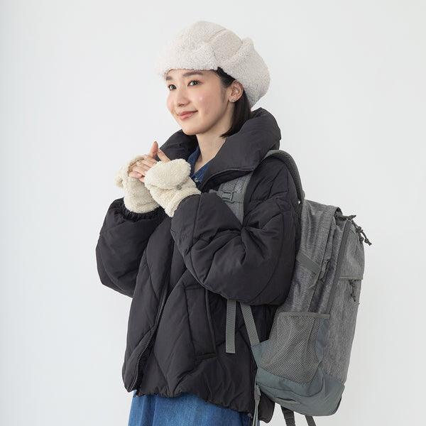 Coleman シープボアアビエーター